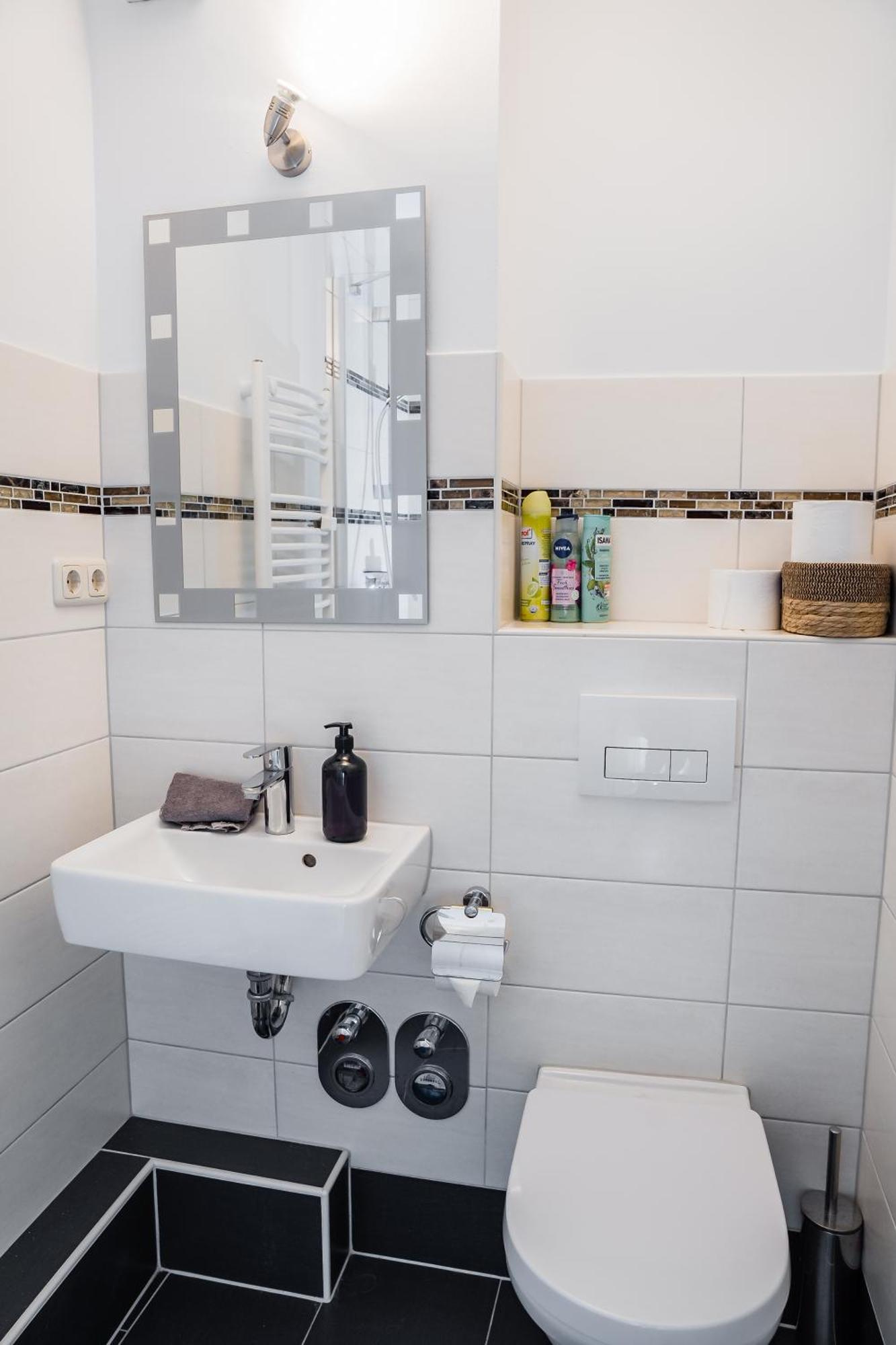 Cozy And Central Apartment Luebeck Kültér fotó